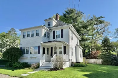 16 Evans Road
