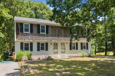 598 Old Bass River Rd 1