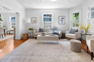 109 Lake View Ave 1