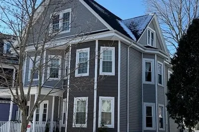 26 Bradfield Ave #3
