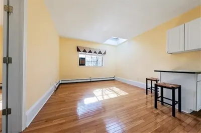 511 Beacon Street #12