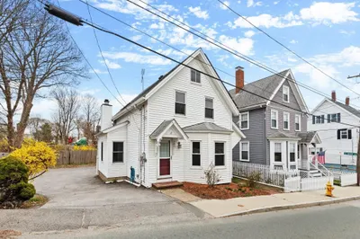 105 Centennial Ave 1
