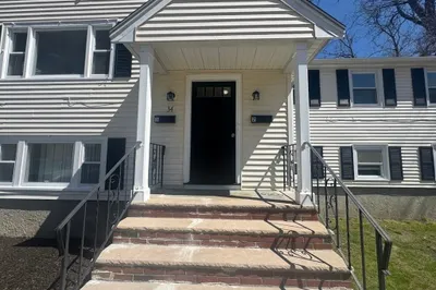 34 Booth St #2