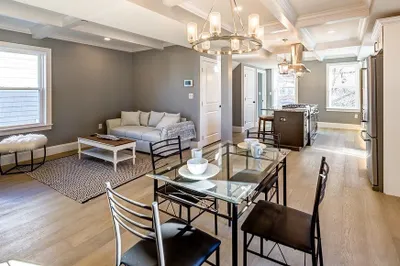 69 Rush St #2