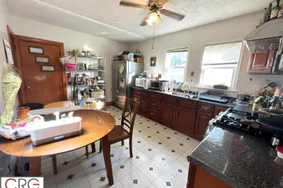 29 Michigan Ave #2