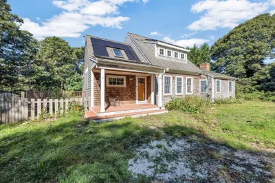 81 Northwest St 1
