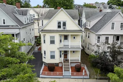 214 Highland Ave 1