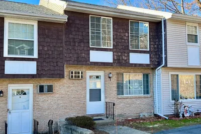 945 Riverside Drive #11C 1