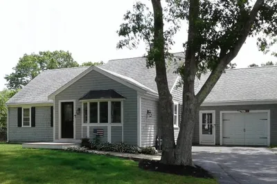 10 Luigi Ave 1