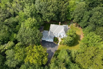 30 Blackthorn Rd