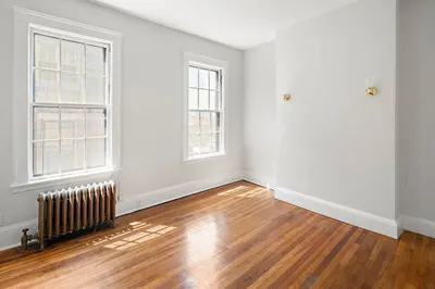 4 Goodwin Pl #2