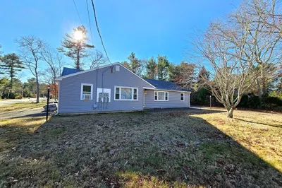 26 Morton Rd #B 1