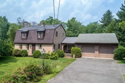 73 Oak Ave 1