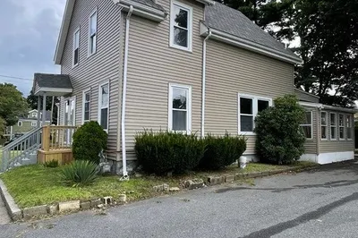 397 Court St 1