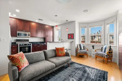 133 Pembroke Street #6