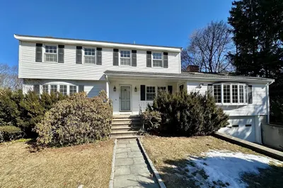 307 Glen Rd 1