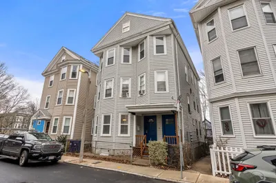 8 Haverford St 1