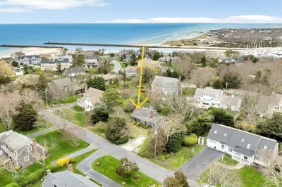 52 Shiverick Rd