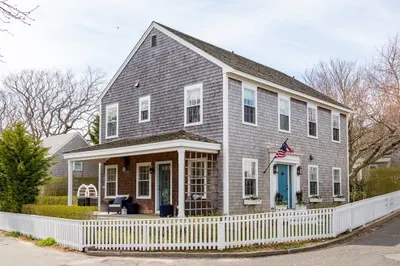 49 Pine Street 1