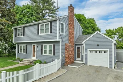49 Pinehurst Ave