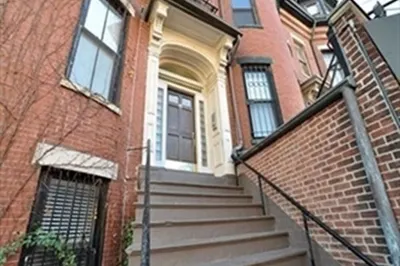 141 Arlington St #4