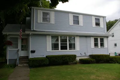 141 Pine St
