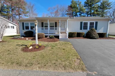 17 Briarwood Circle 1