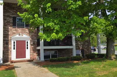 4 Walker Rd #2