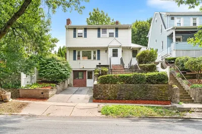 645 Fellsway W