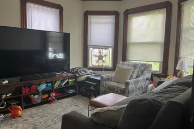 334 Earle St #3W 1
