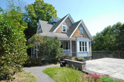 1633 Main Street #1633 1