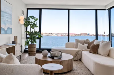 300 Pier 4 Blvd #6D 1