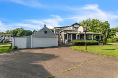 48 Baltic Ave
