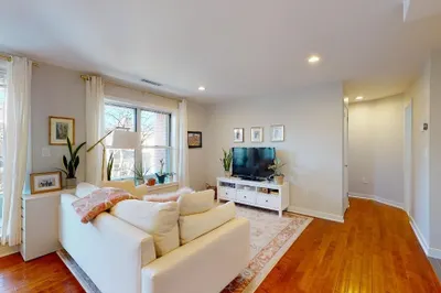 20 Chestnut St #308
