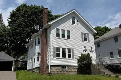 12 Amherst Road 1