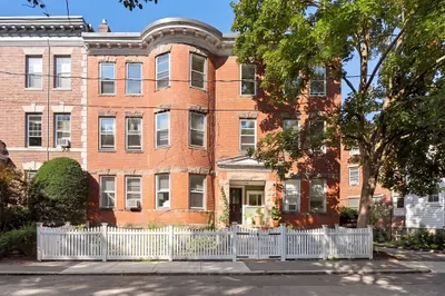 26 Parkway Road 1