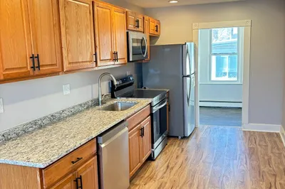 713 Metropolitan Ave #2 1