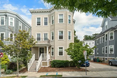 17 Standish Street #1 1