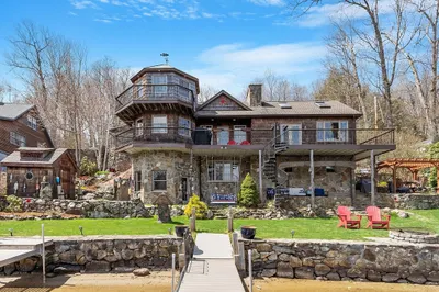 36 Lake Sargent Dr 1