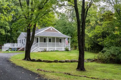 192 Vining Hill Rd 1