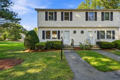 15 Northwoods Cir #15 1
