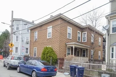 25 Magee Street #2