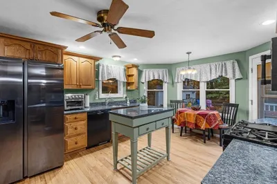 4 Penny Ln
