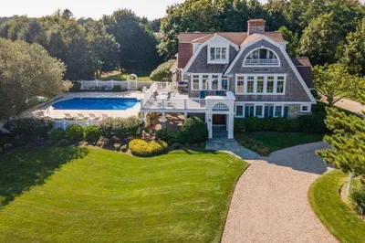14 Countryside Drive 1