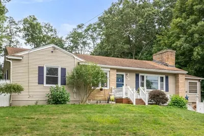 19 Catalina Dr