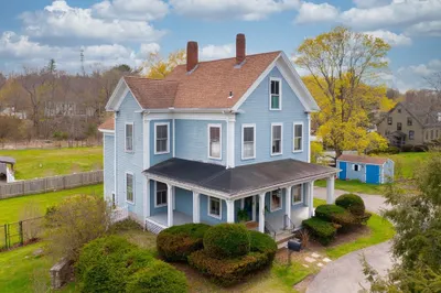 327 East St 1