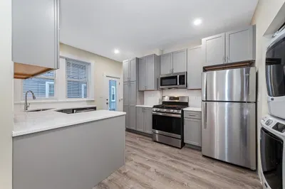 42 Brackett St #1