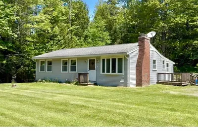 128 Spruce Corner Rd