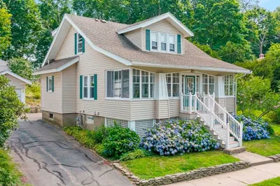 13 Pickman Rd