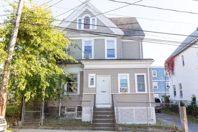 60 Callender St